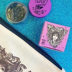 🌟MEDUSA Medusa Makeup Mystical Eye Dust NWT
